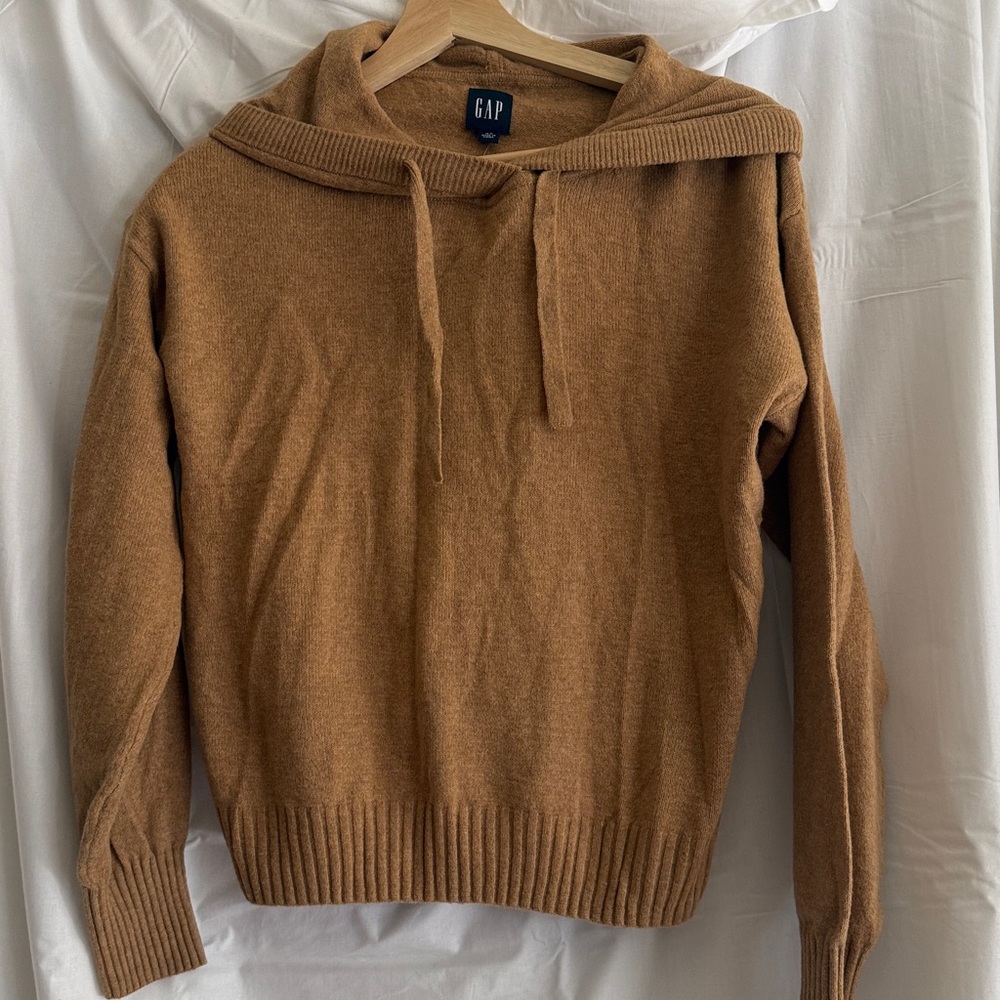 GAP Pullover Hoodie size small